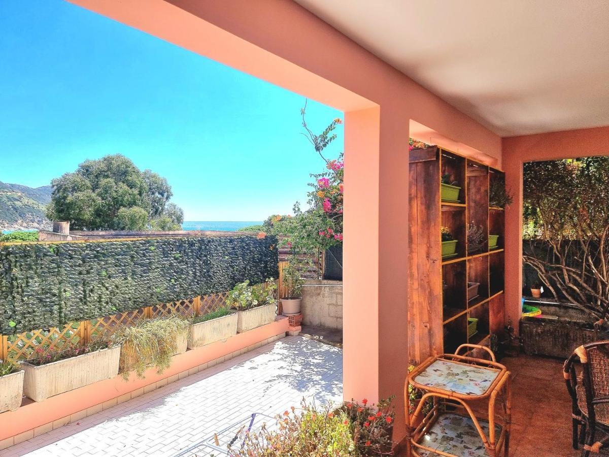 Stylish Home With Patio 4 Min Walk To The Beach Solanas  Exteriör bild