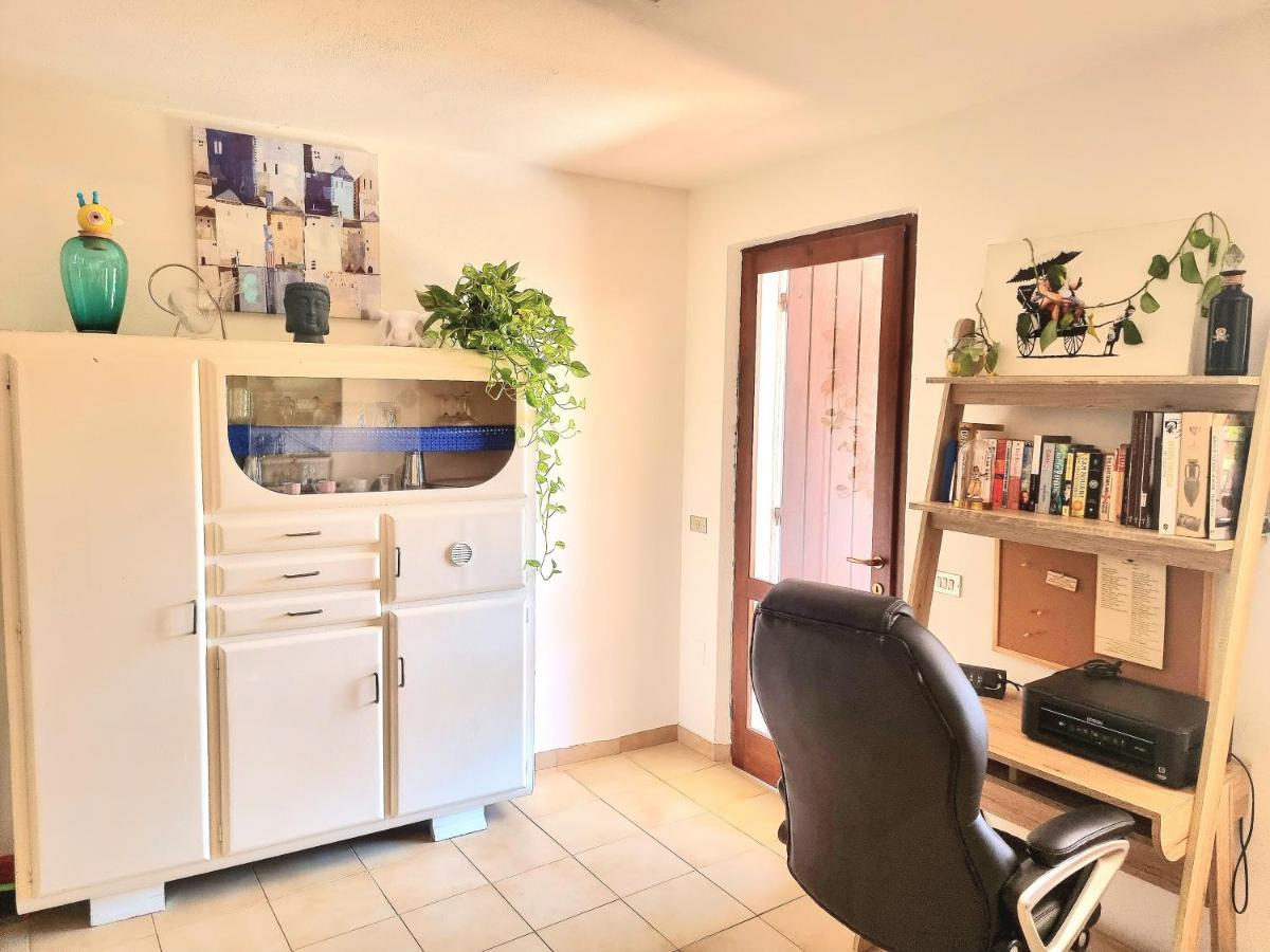 Stylish Home With Patio 4 Min Walk To The Beach Solanas  Exteriör bild